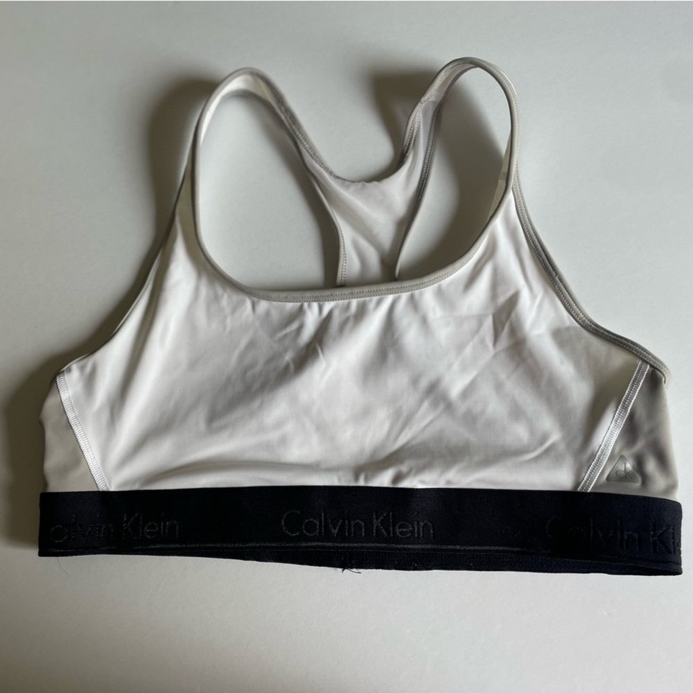 Calvin Kleins Sports Bra Medium